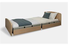 Niedrigbett SERACARE Low 90x200, 11-80, Eiche, TSG, integrierte Liegeflächenverlängerung
